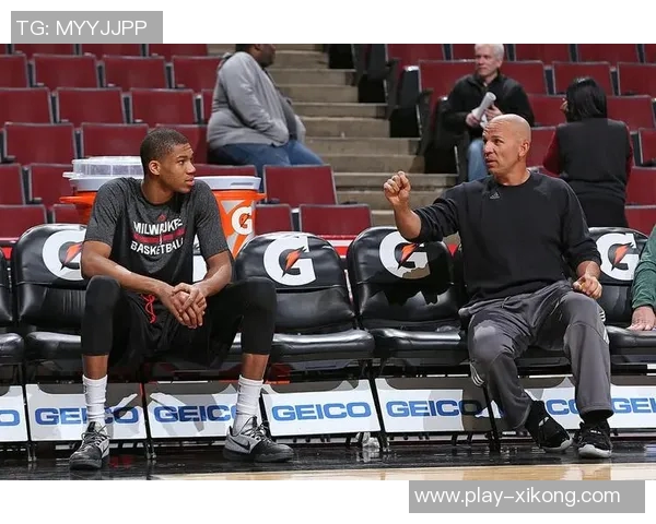 里弗斯宣布小凯文波特将担任球队新赛季先发控卫角色 里弗斯宣布小凯文波特将担任球队新赛季先发控卫角色