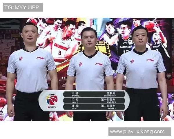 文班谈KG训练趣事解析他与队友对手裁判媒体的独特关系