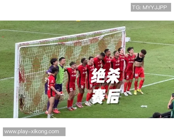 林加德绝杀时刻错失良机仰天长叹抱头难以置信的瞬间