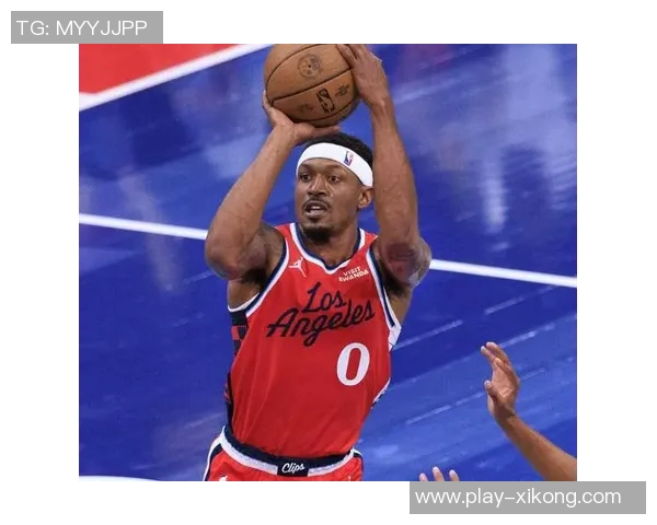 卢指导期待比尔复出对阵勇士若保持恢复节奏有望周六回归