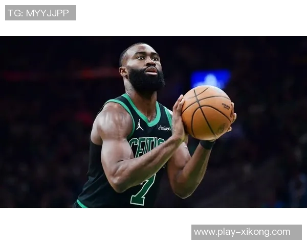 新的受害者曝光杰伦布朗发际线粉再引热议霍兰肩膀黑色伤痕引关注