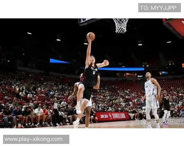 卡马拉全能表现助力球队胜利11投5中贡献13分7篮板3助攻2抢断1盖帽正负值5