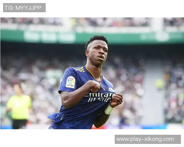 17岁卡尔模仿维尼修斯庆祝引发皇马博主热议皇梦成真可能性分析