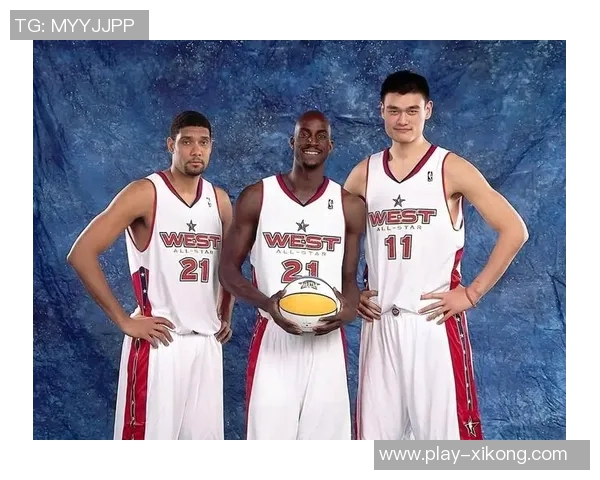 历史第四人埃迪单场狂砍30分15板3帽命中率高达75追平邓肯与奥尼尔辉煌成就