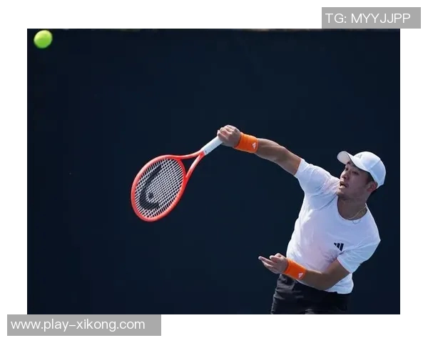 网球明星吴易昺现场助阵浙江队对决泰山队分享赵博精彩扑点瞬间